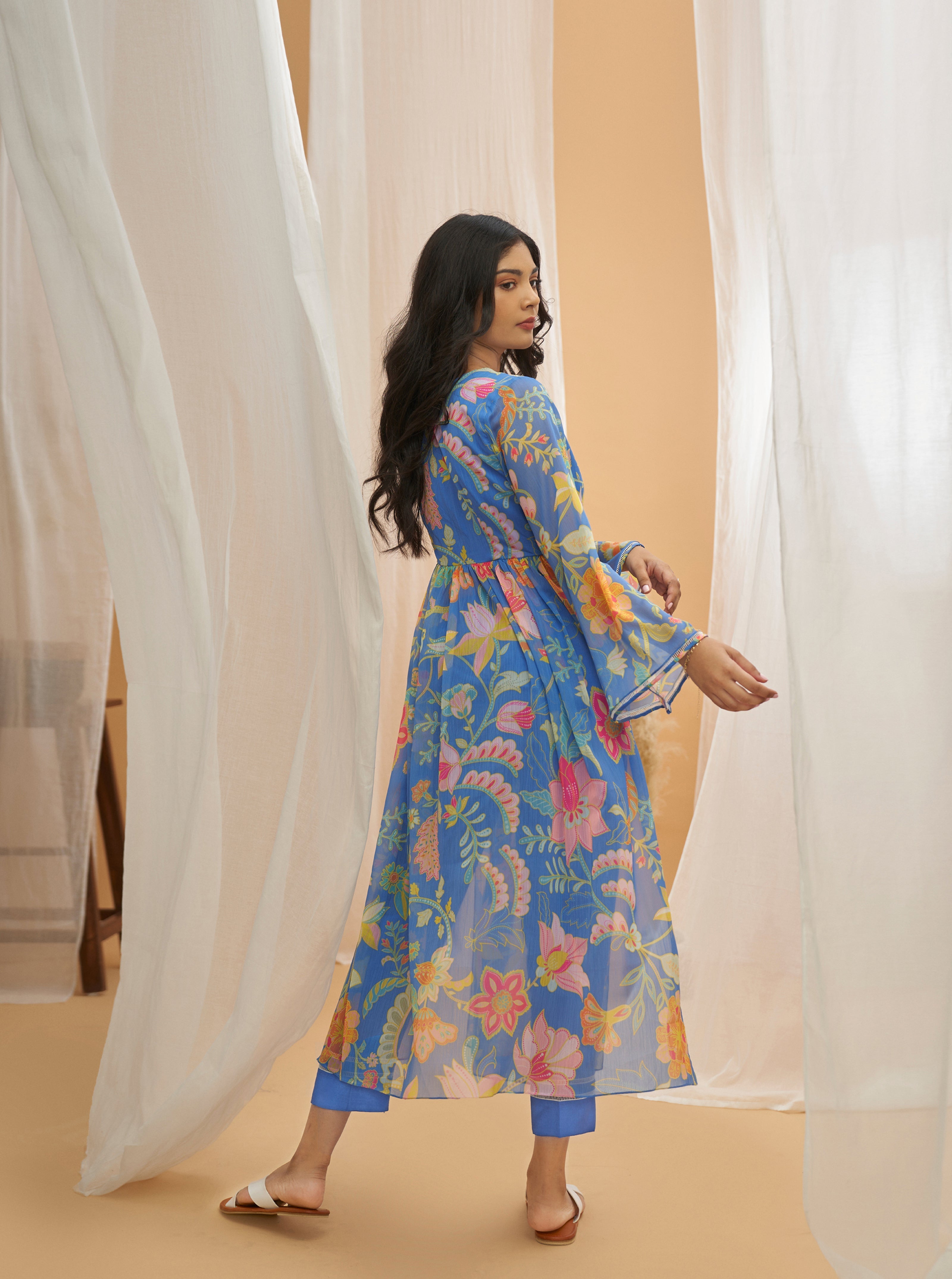 MAYA DUPATTA