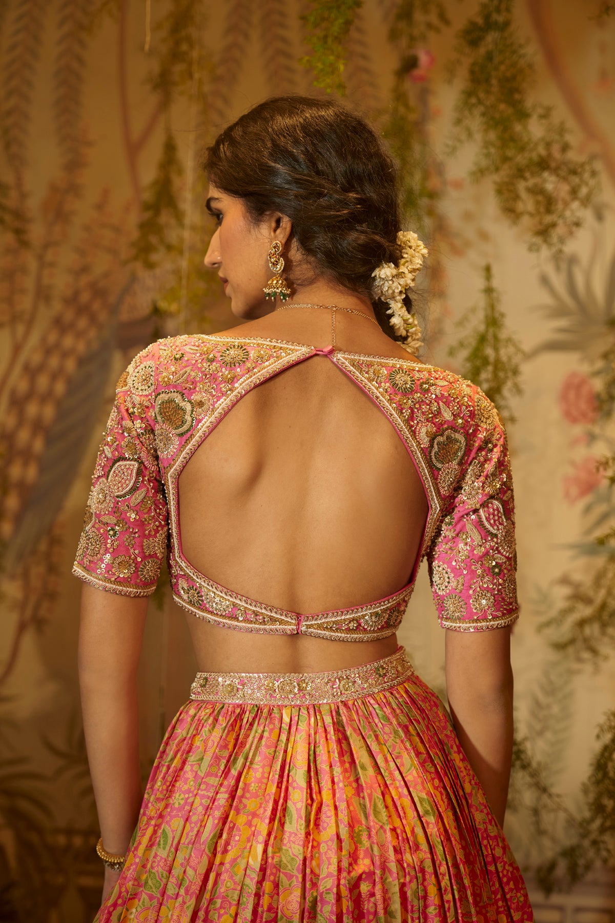 GULBAHAAR LEHENGA