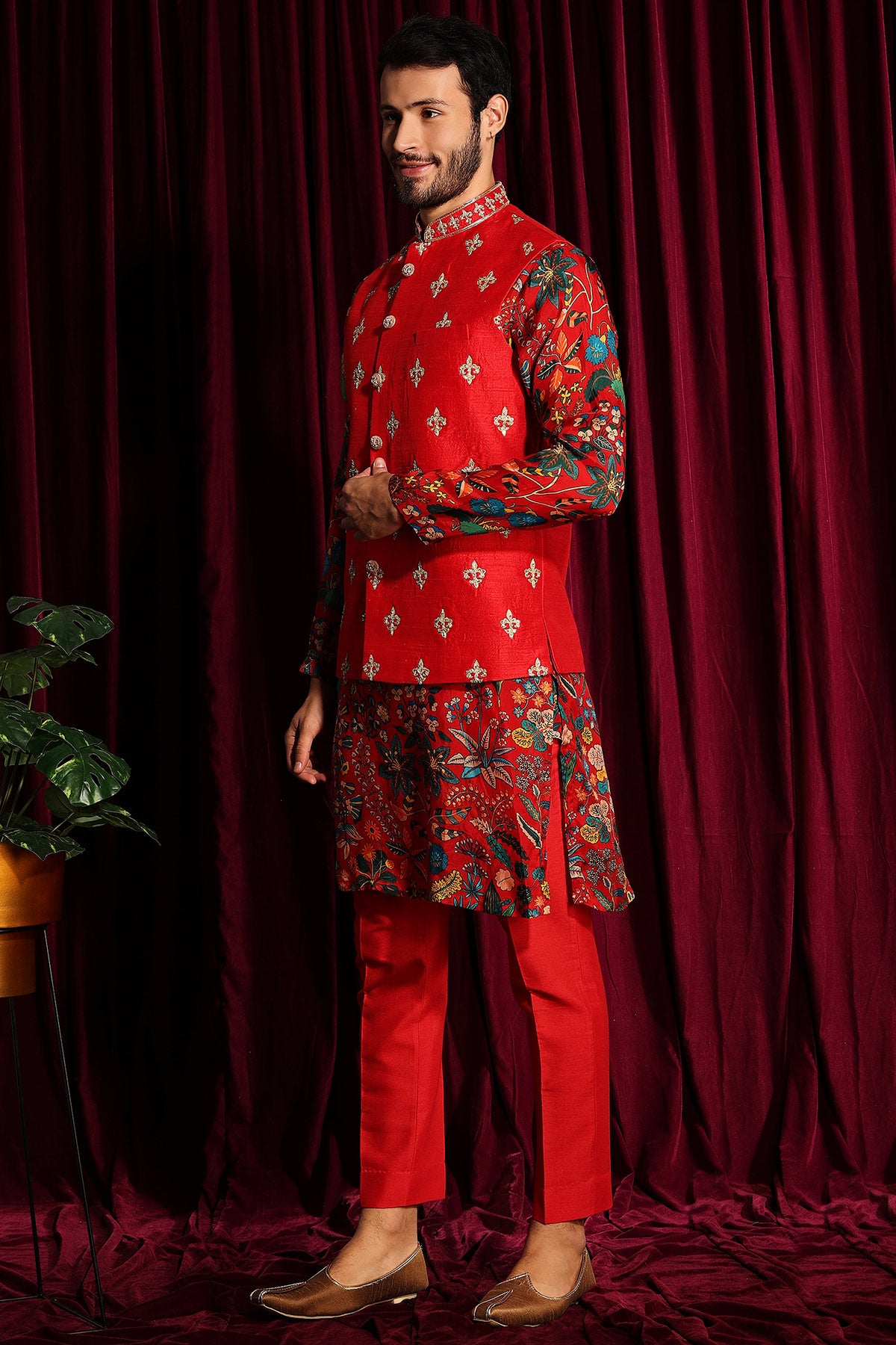 Men's Red Bundi & Kurta Set