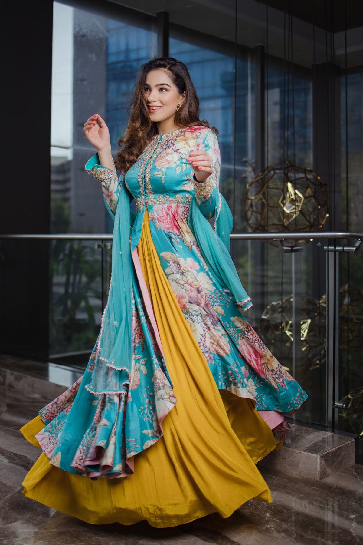 GULDASTA ANARKALI LEHENGA
