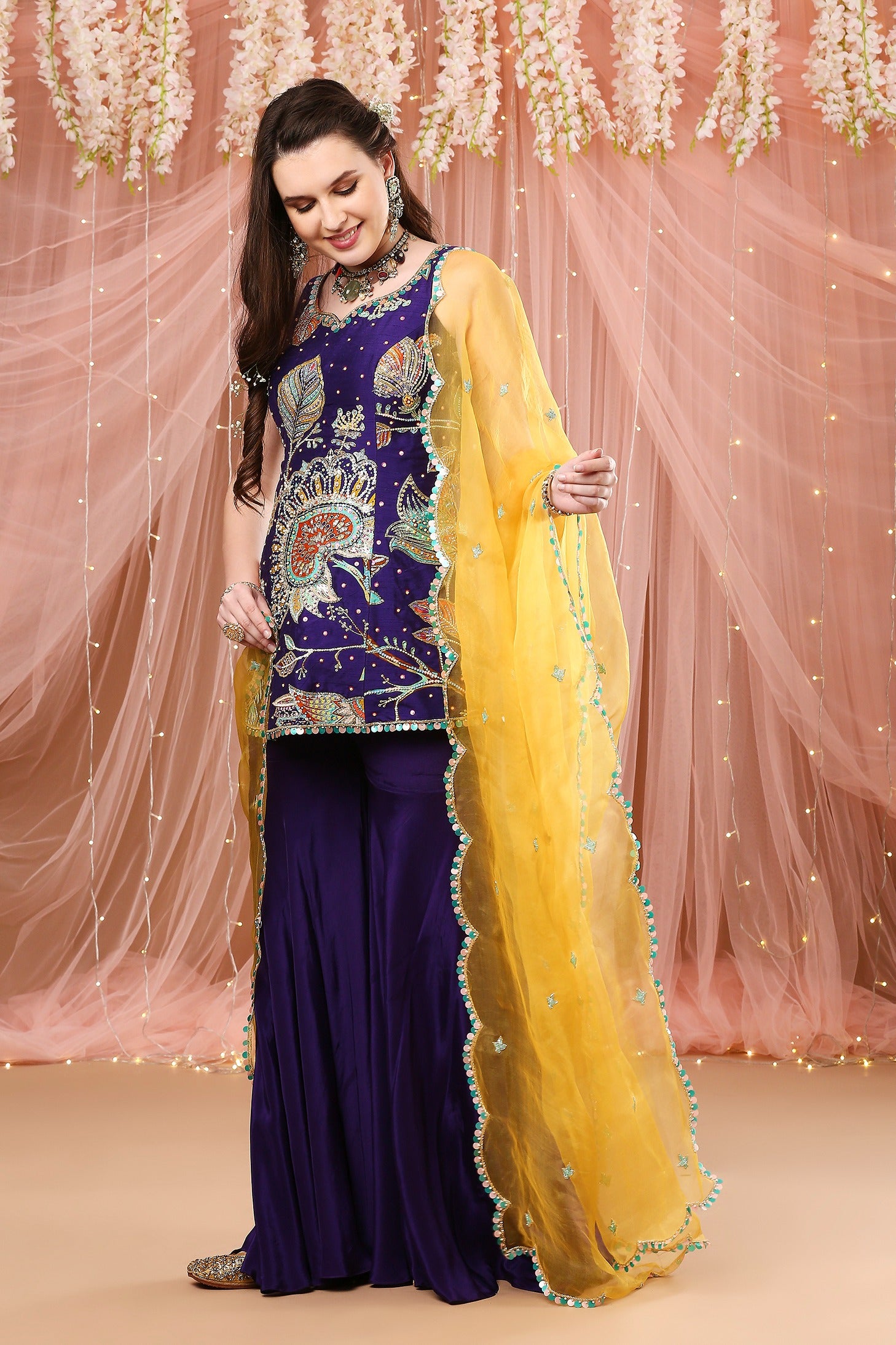 Bahaar Gharara Set