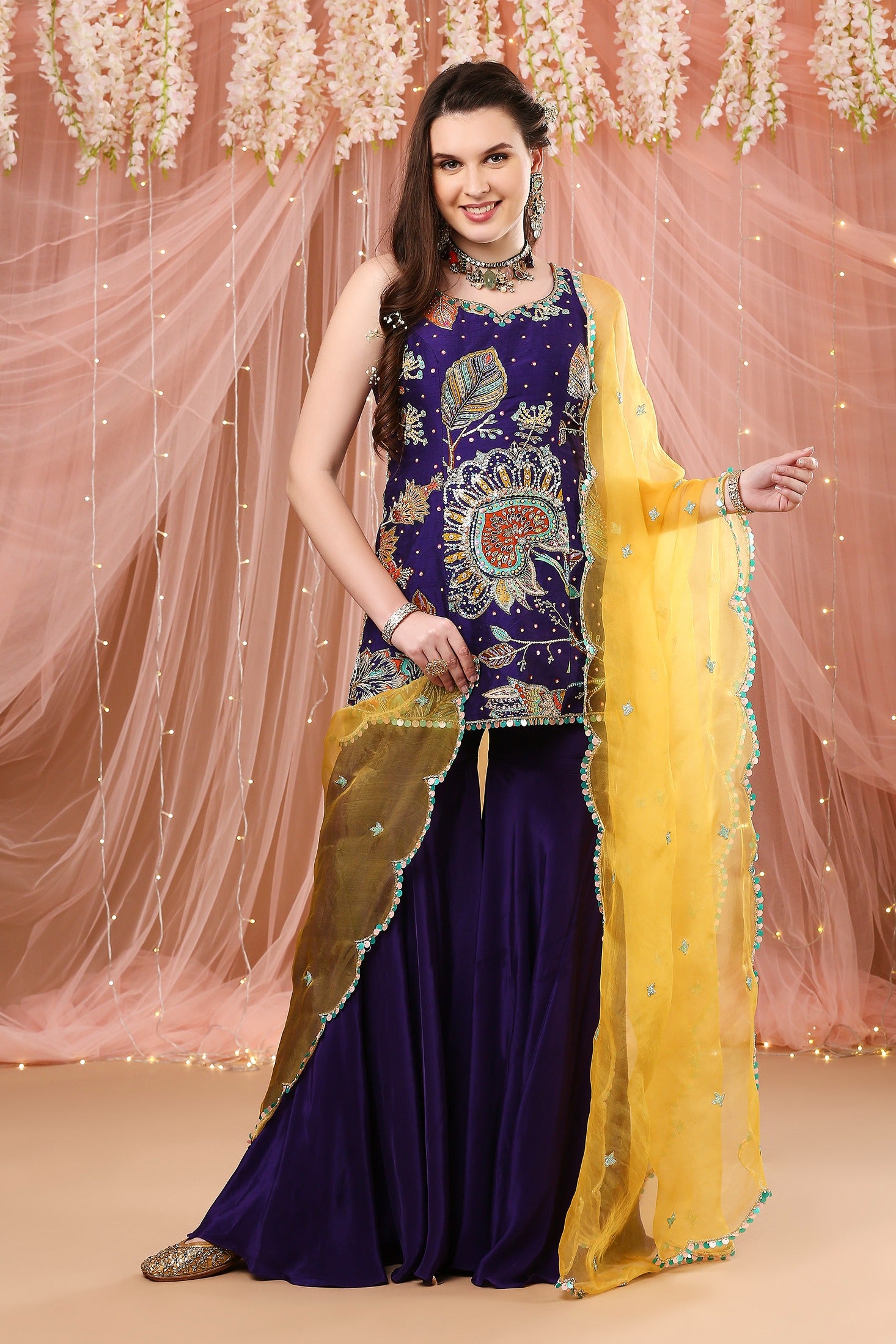 Bahaar Gharara Set