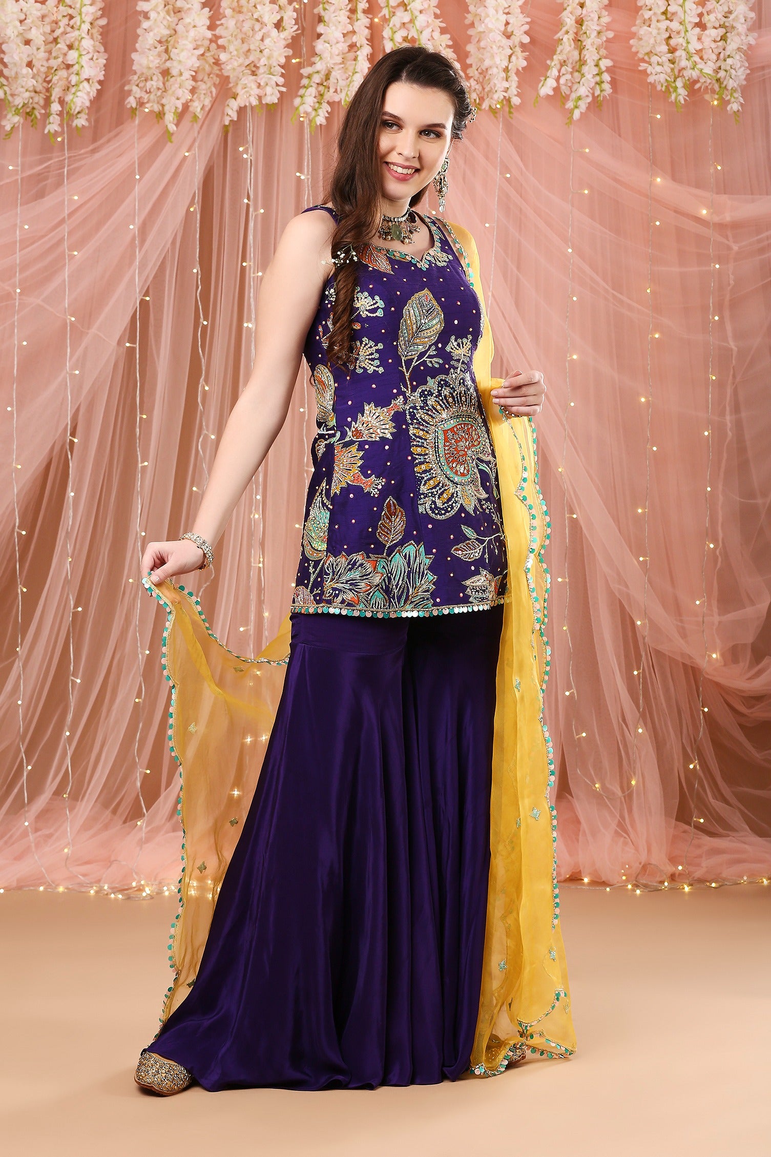 Bahaar Gharara Set