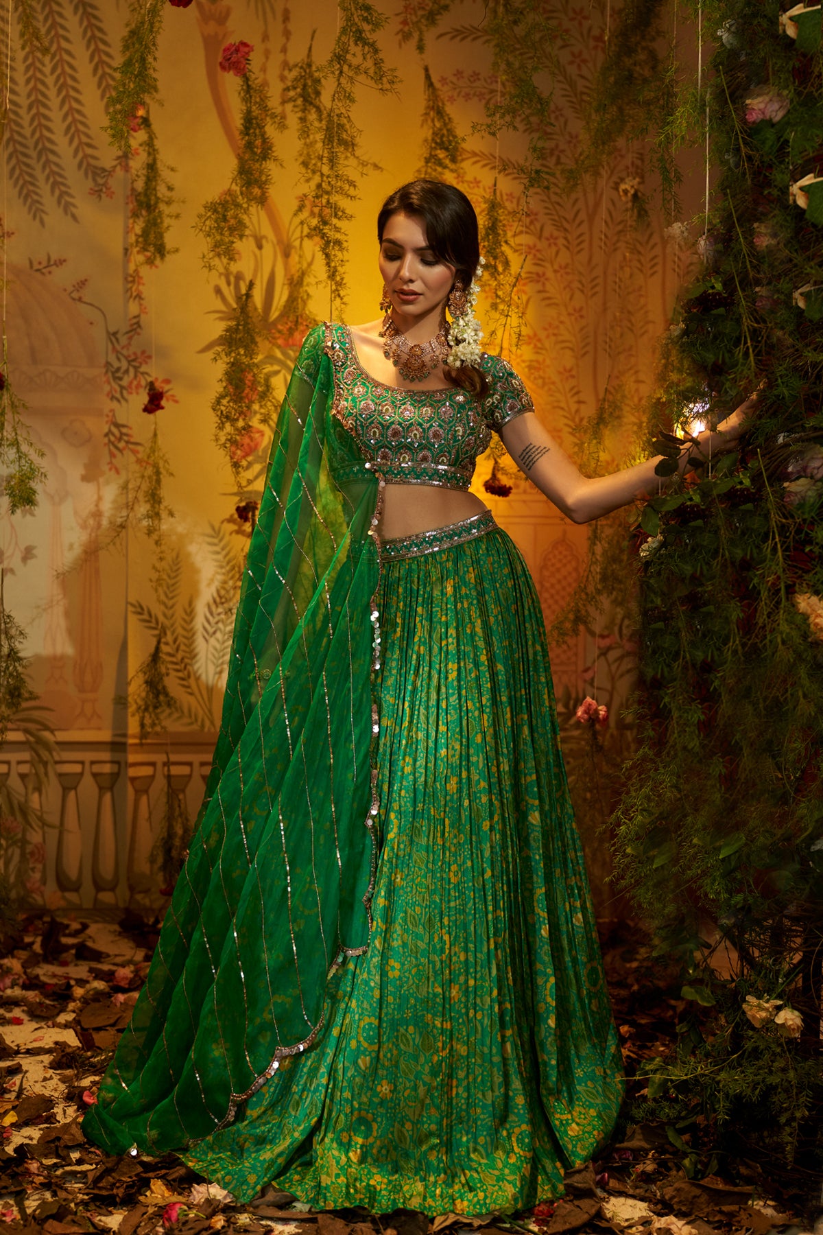 NEEM LEHENGA