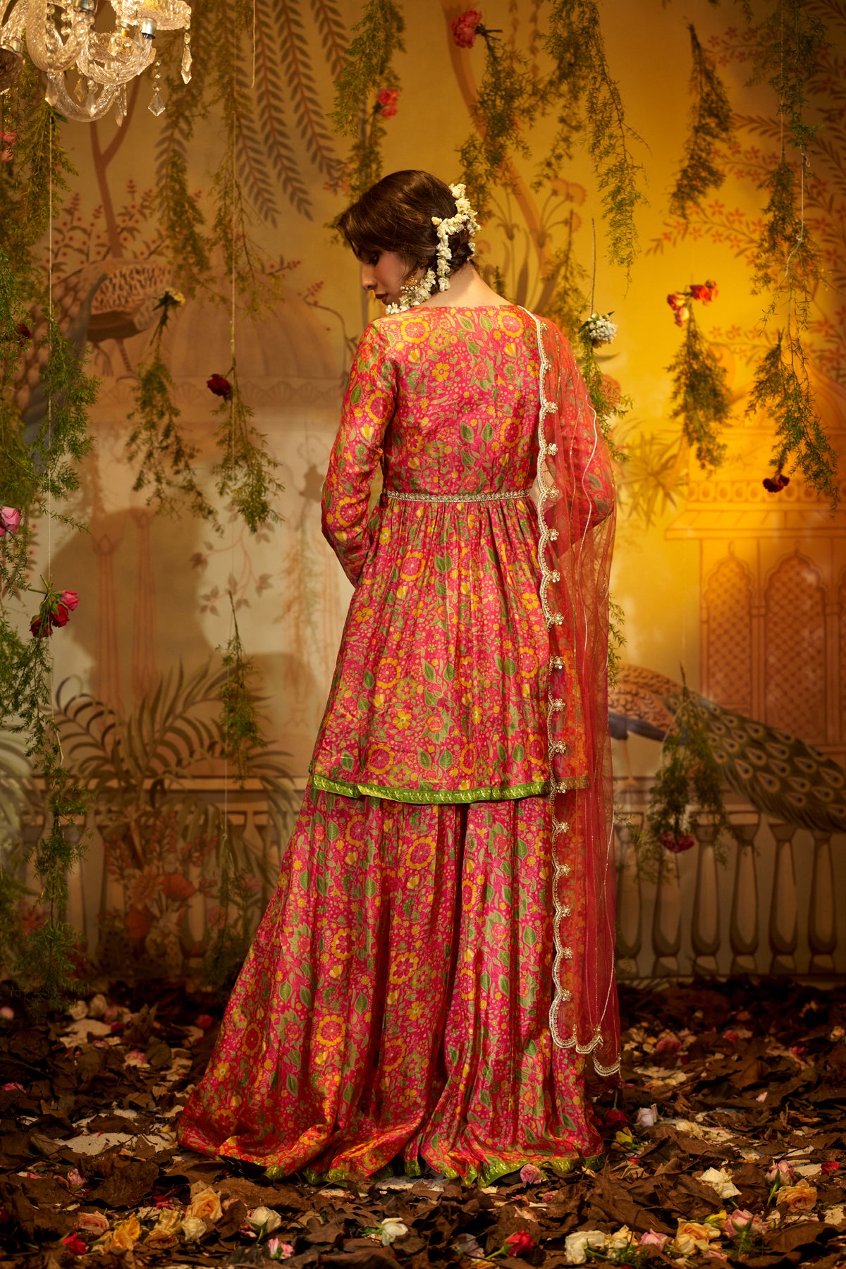 SAAVNI GHARARA