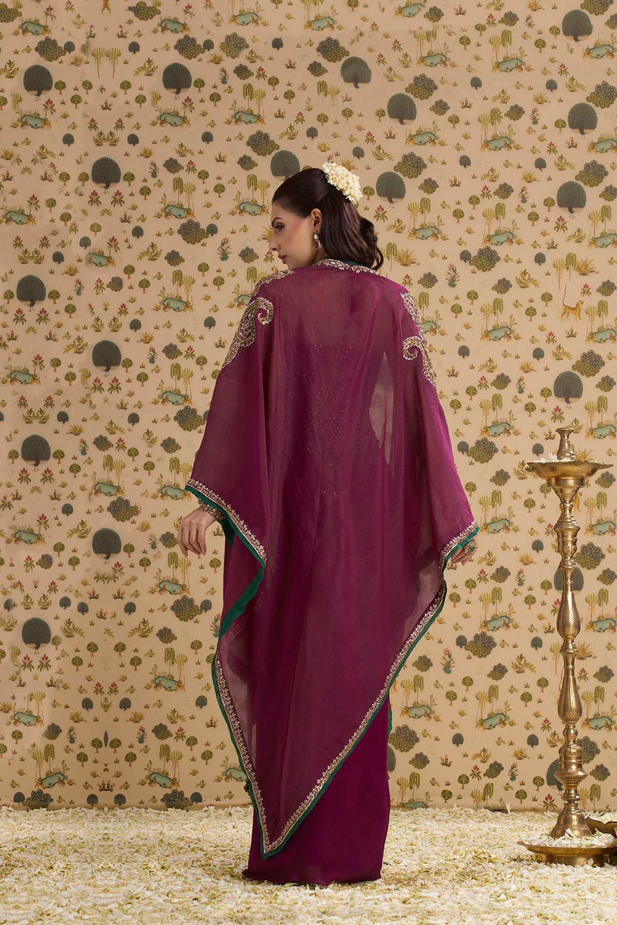 MANJARI CAPE SET