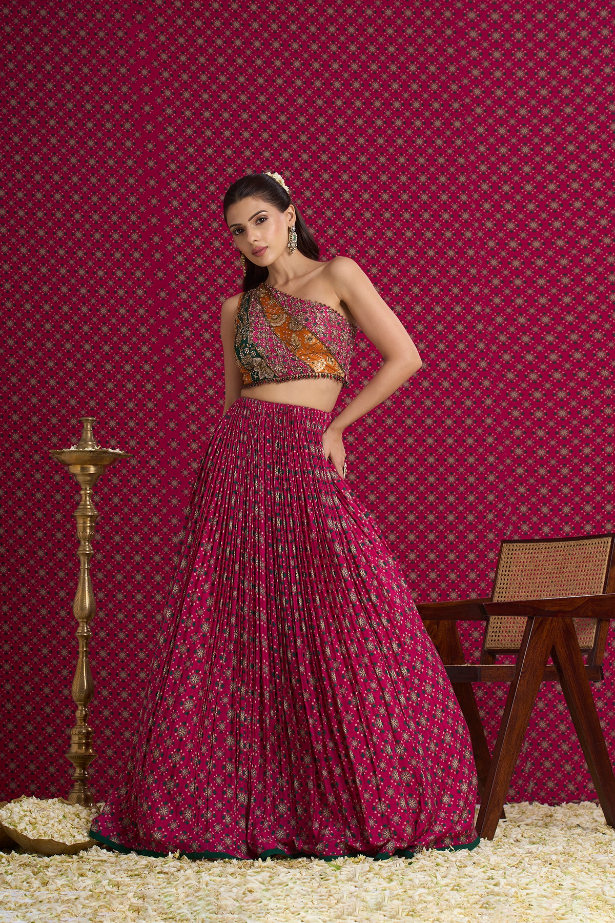 TARA LEHENGA