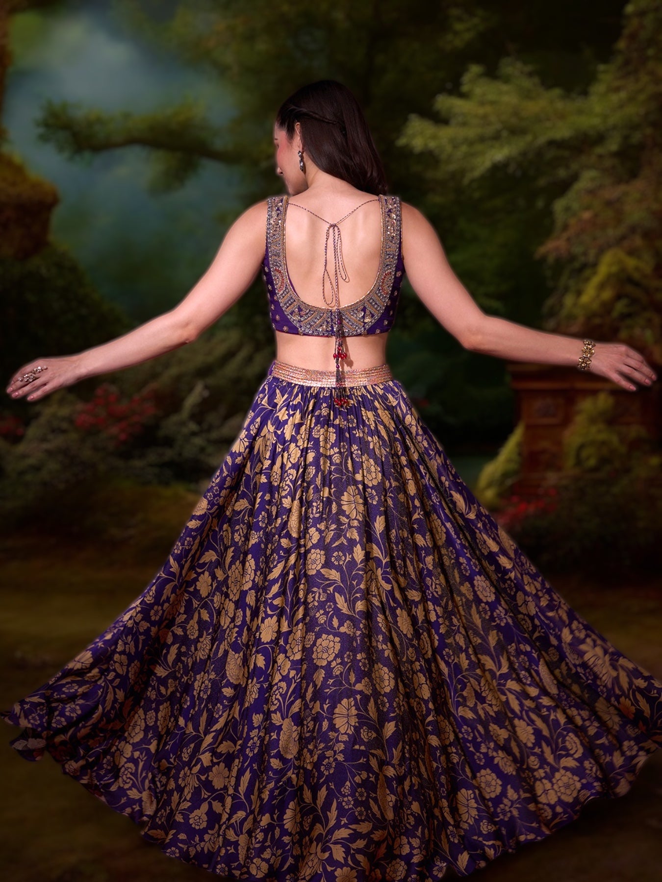 INDULEKHA LEHENGA